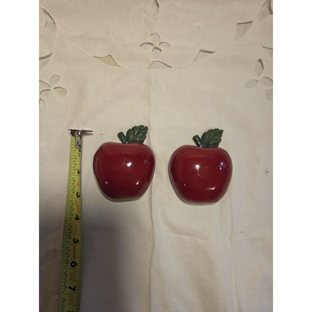 Vintage Ceramic Apple Glossy Finish Wall Hangers